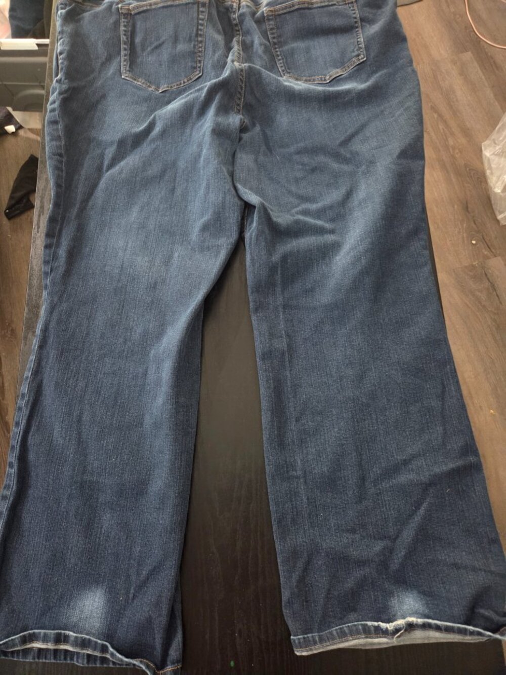 Jeans - Picture 3 of 7